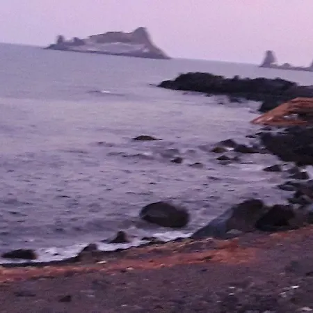 Baia Di Capomulini Acitrezza